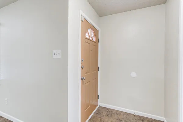 $1,600 | 5017 46th Street, Lubbock, TX 79414