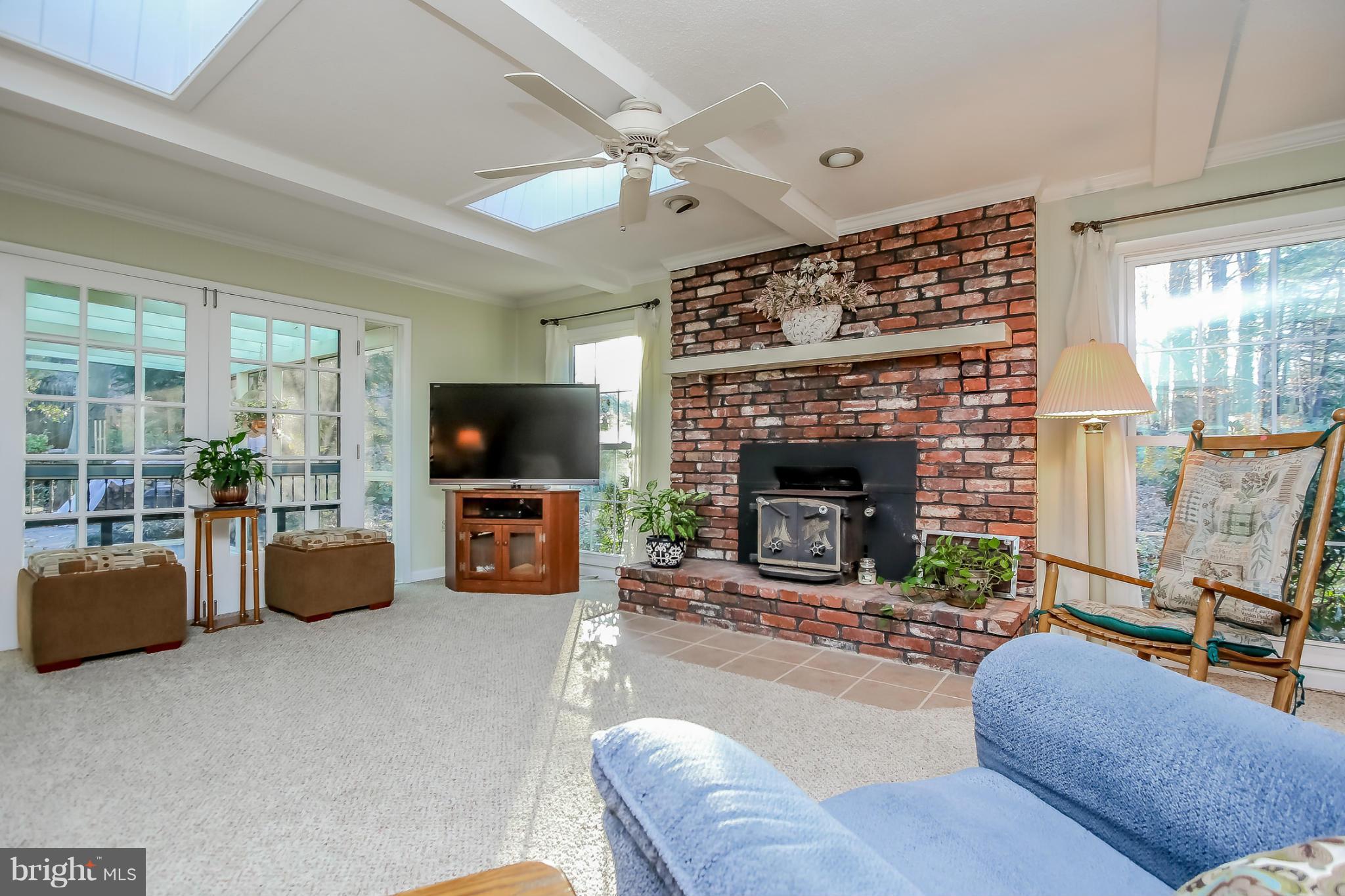 1717 Truro Road Crofton, MD 21114 - Photo 9 of 27 Family Room