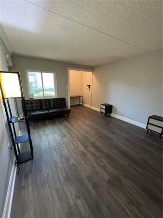 $2,500 | 109 Pine Court, Oldsmar, FL 34677