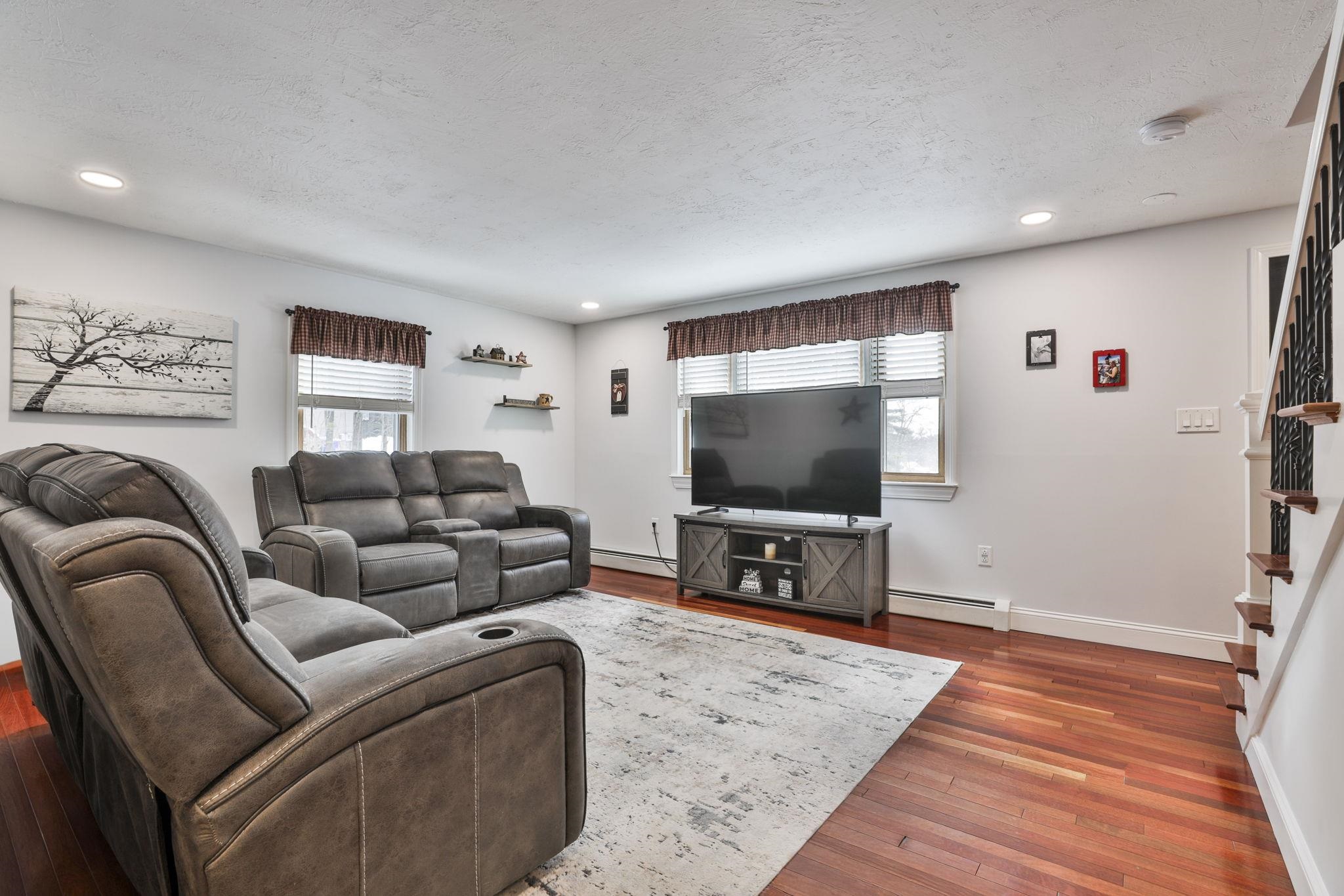 67 B Kienia Road Hudson, NH 03051 - Photo 13 of 26 Gallery Image 13