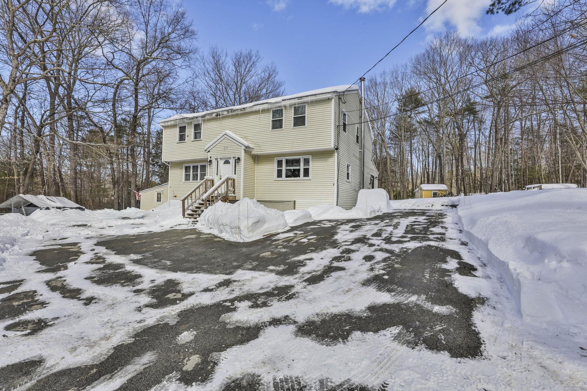67 B Kienia Road Hudson, NH 03051 - Photo 4 of 26 Gallery Image 4