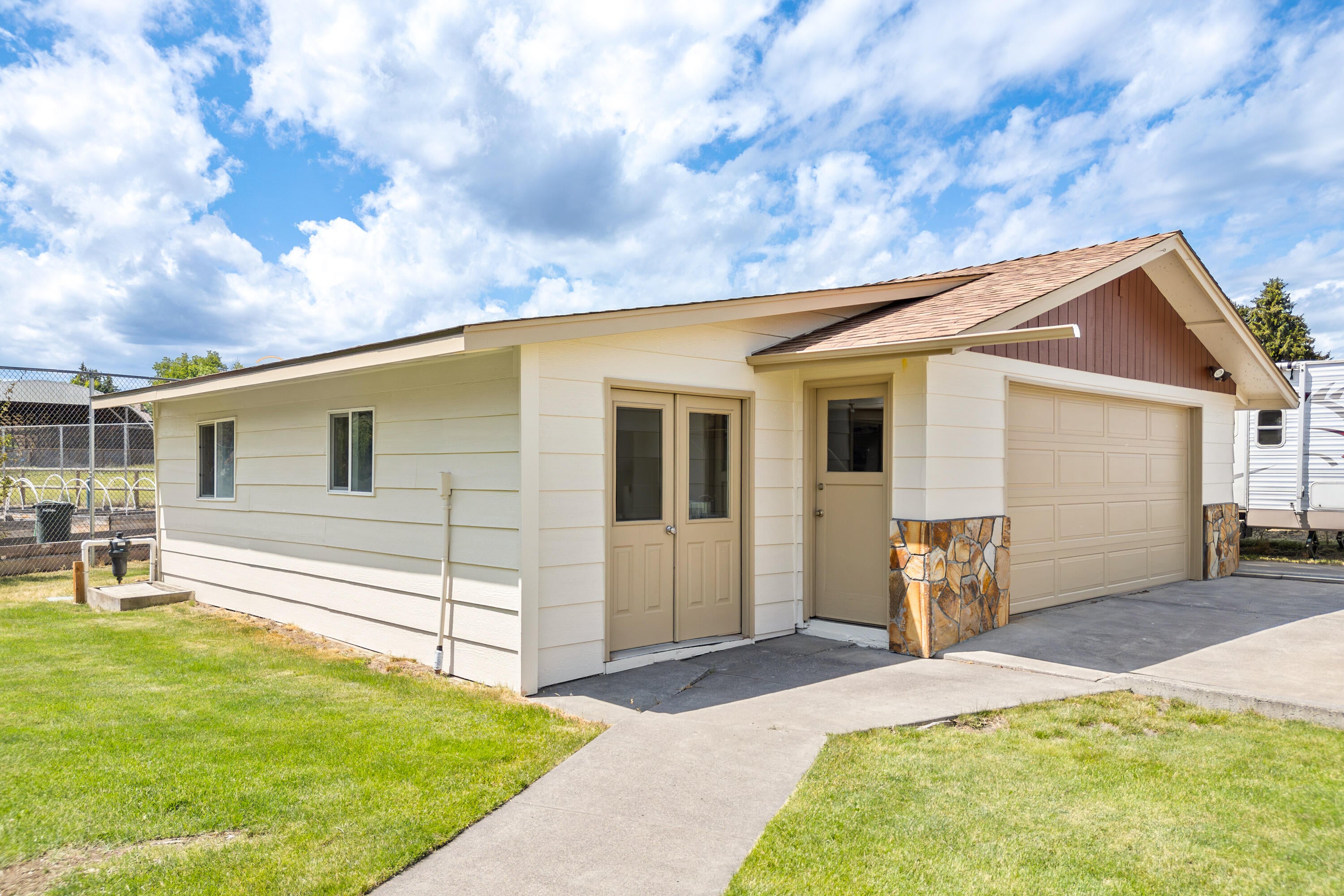 21697 Old Red Road Bend, OR 97702 - Photo 50 of 50 Shed adjacent to 2 car garage