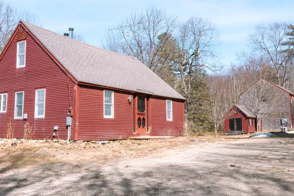 $464,900 | 704 Cedar Grove Road, Dresden, ME 04342