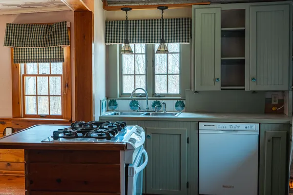 $464,900 | 704 Cedar Grove Road, Dresden, ME 04342