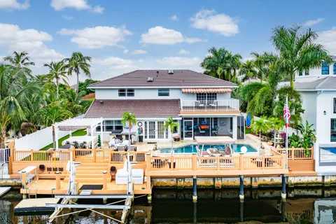 $3,499,000 | 1548 Southwest 5th Avenue, Boca Raton, FL 33432