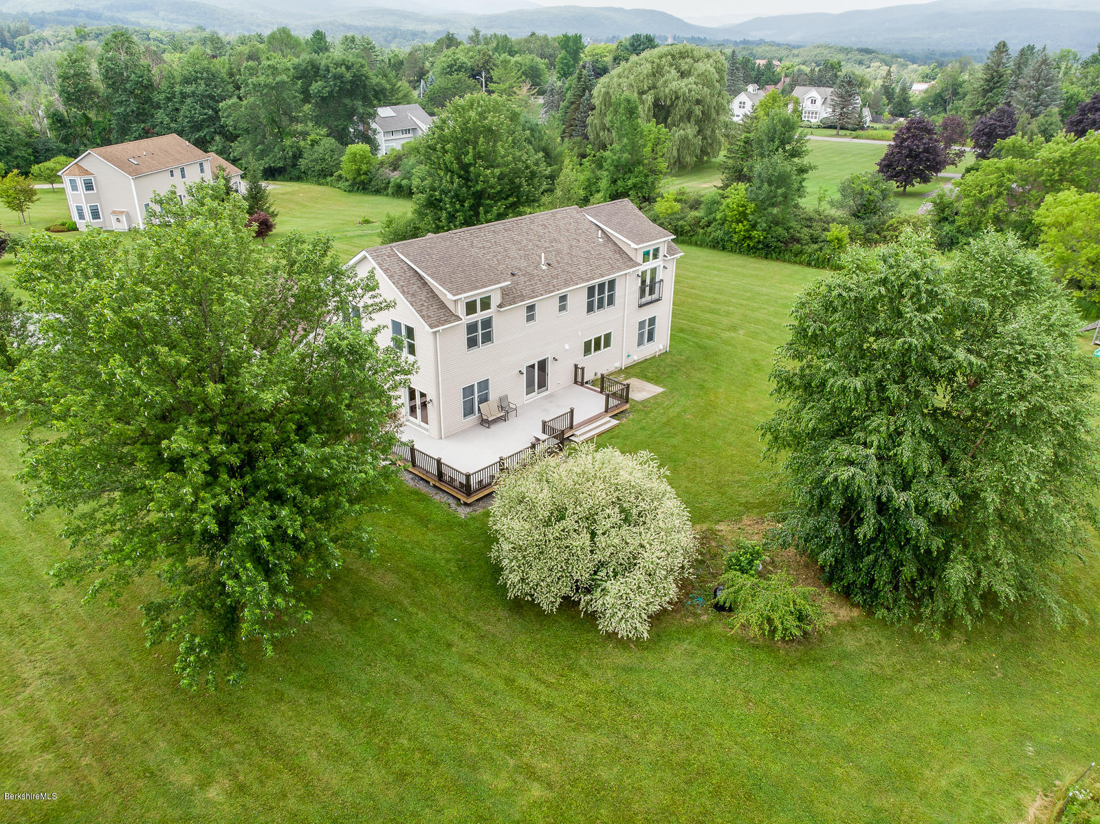390 Stratton Road Williamstown, MA 01267 - Photo 47 of 48 aerial