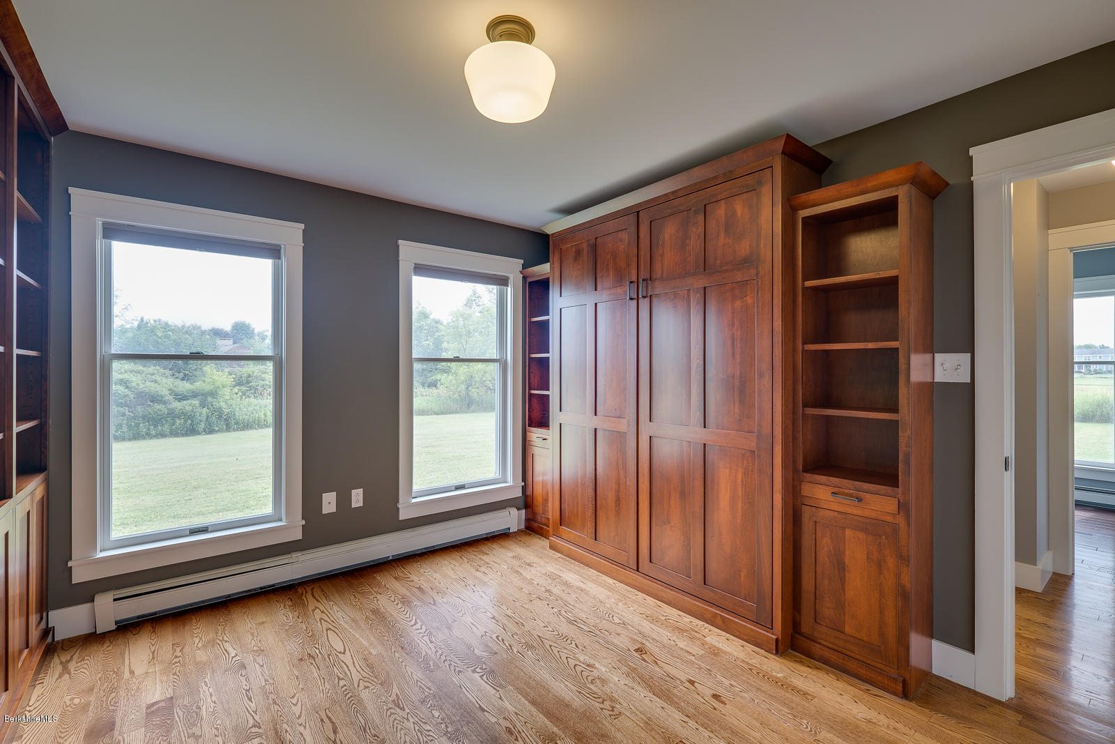 390 Stratton Road Williamstown, MA 01267 - Photo 10 of 48 library