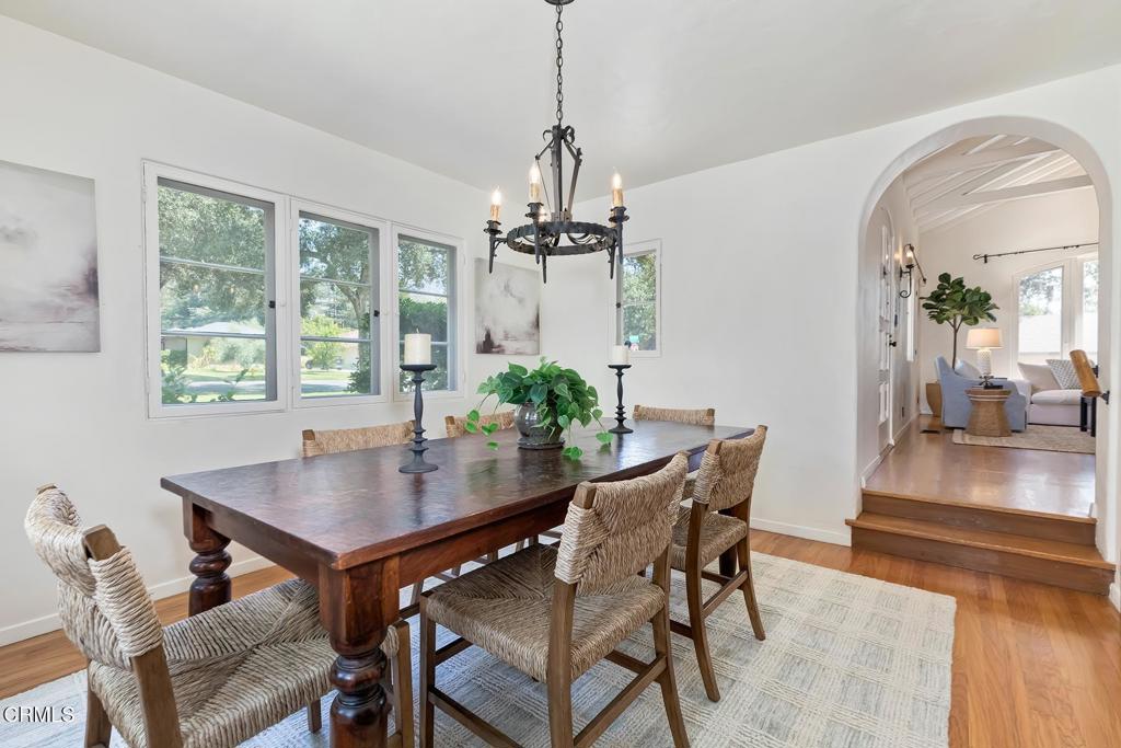 2096 Brigden Road Pasadena, CA 91104 - Photo 12 of 43 14