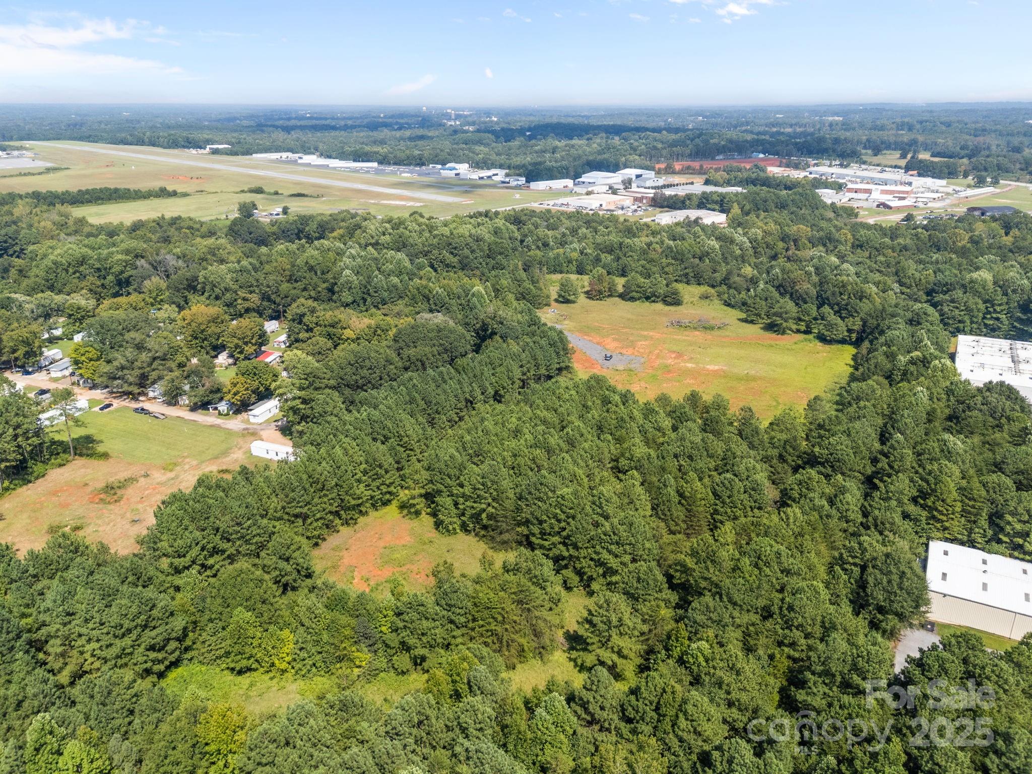 701 Airport Road Salisbury, NC 28147 - Photo 8 of 16 a view of city and ocean