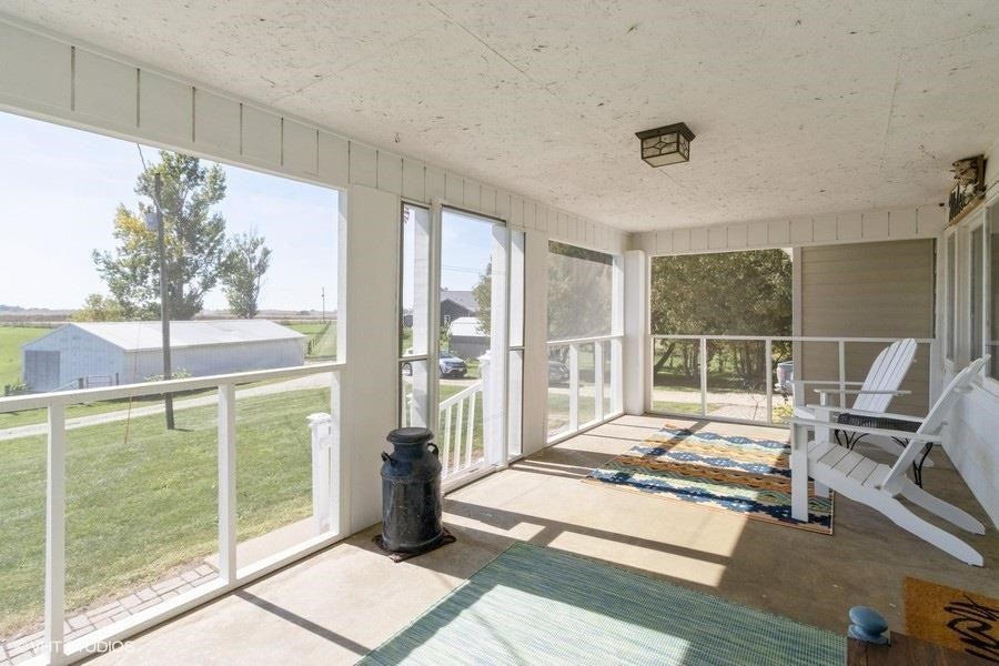 1458 Old Muscatine Road Tipton, IA 52772 - Photo 6 of 52 Gallery Image 6