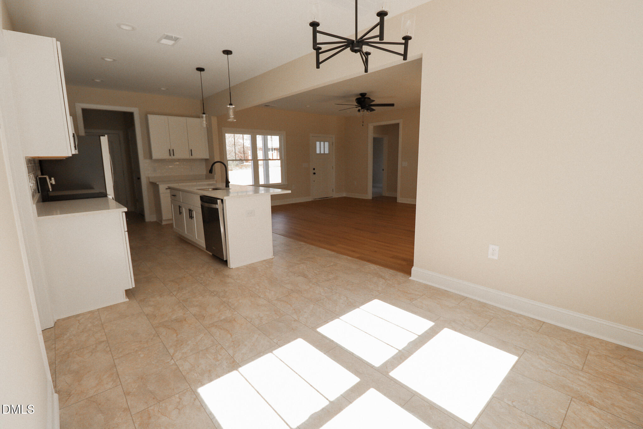 225 Parker Road Four Oaks, NC 27524 - Photo 21 of 41 225 interior 5