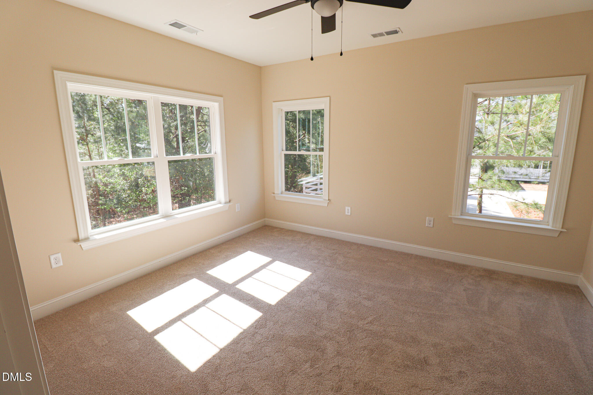225 Parker Road Four Oaks, NC 27524 - Photo 25 of 41 225 interior 27