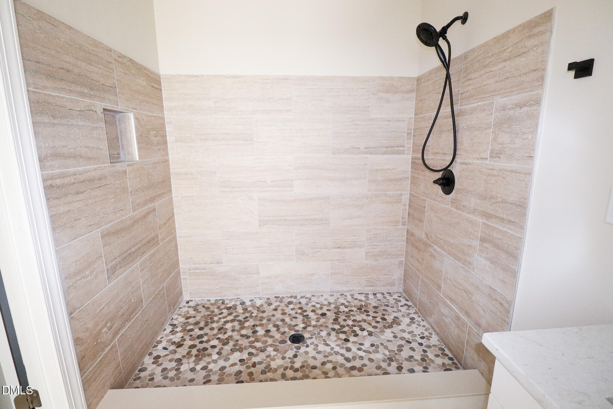 225 Parker Road Four Oaks, NC 27524 - Photo 28 of 41 225 interior 30