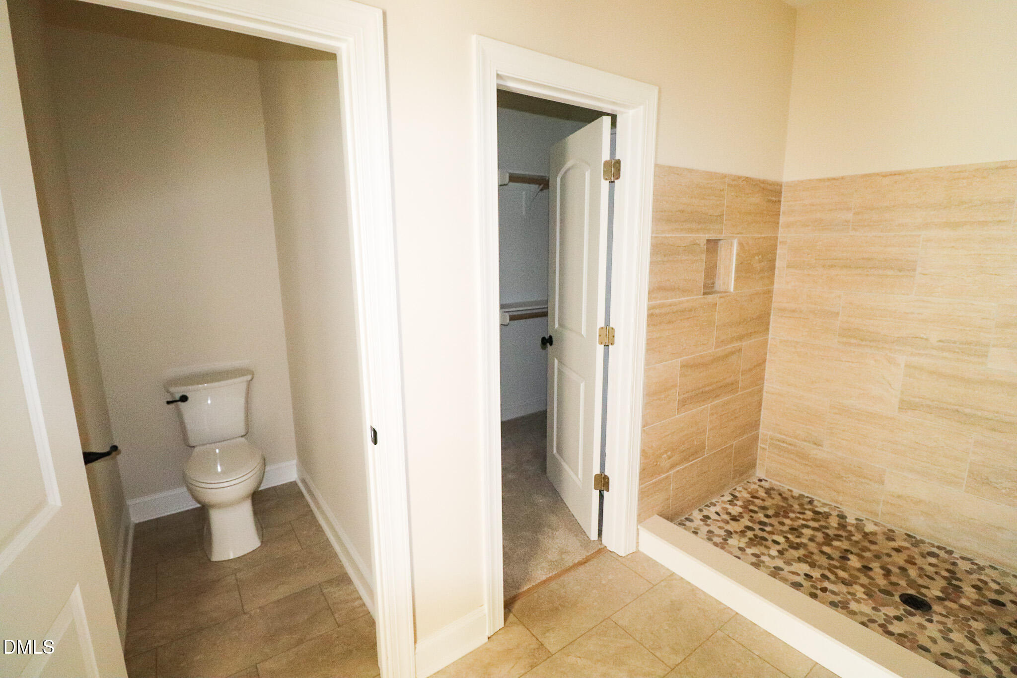 225 Parker Road Four Oaks, NC 27524 - Photo 29 of 41 225 interior 31