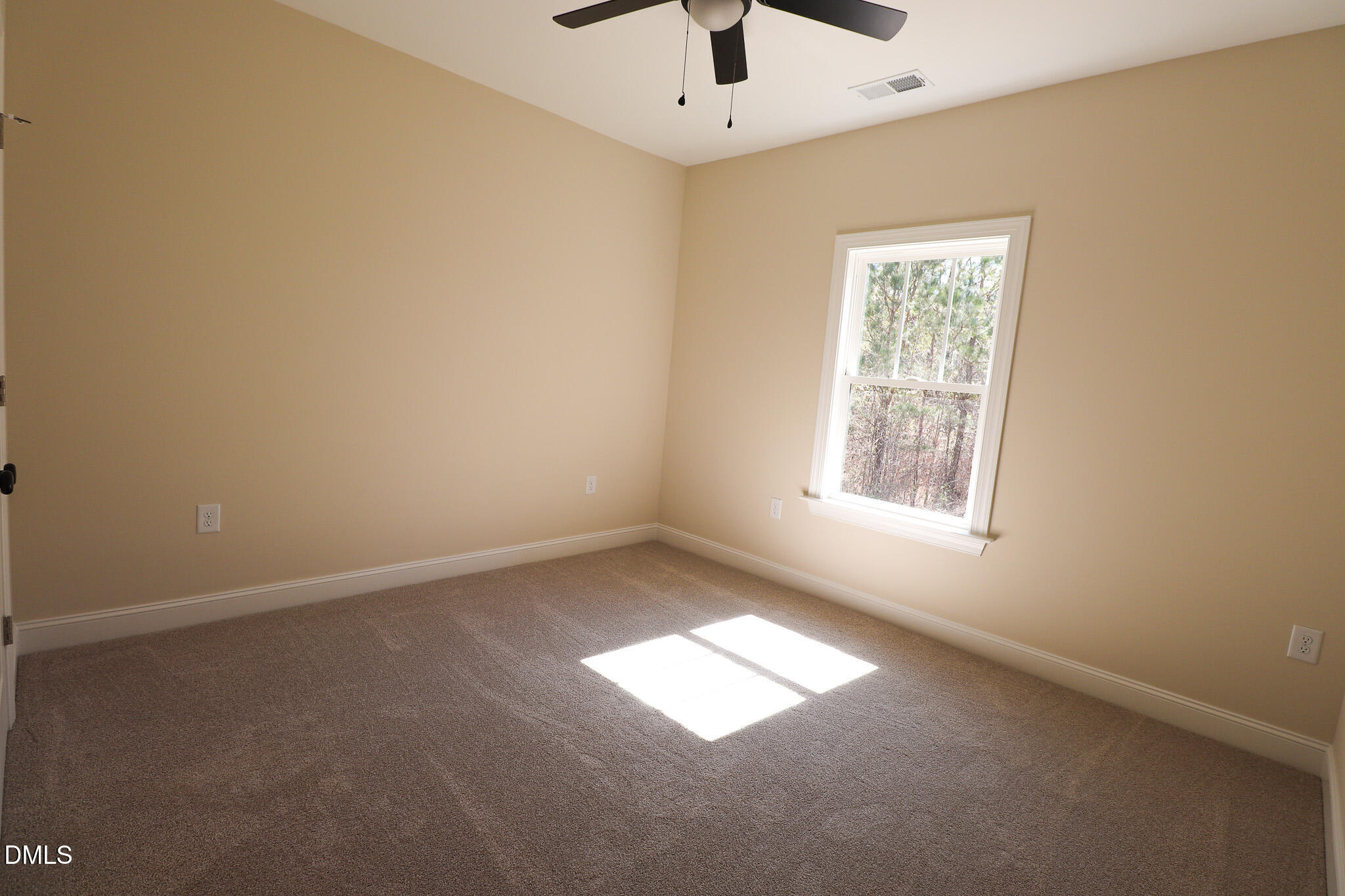 225 Parker Road Four Oaks, NC 27524 - Photo 33 of 41 225 interior 23