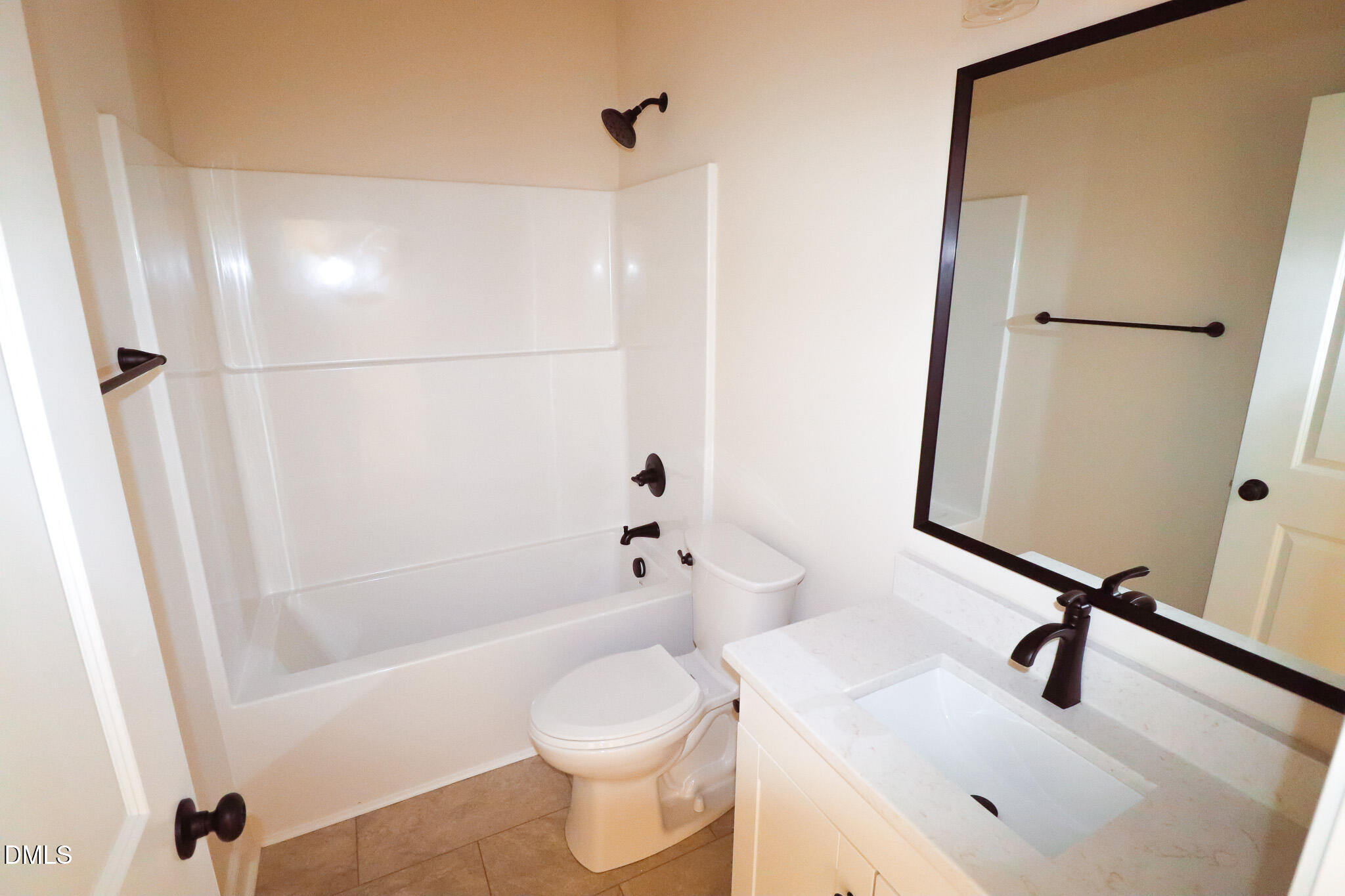 225 Parker Road Four Oaks, NC 27524 - Photo 34 of 41 225 interior 26