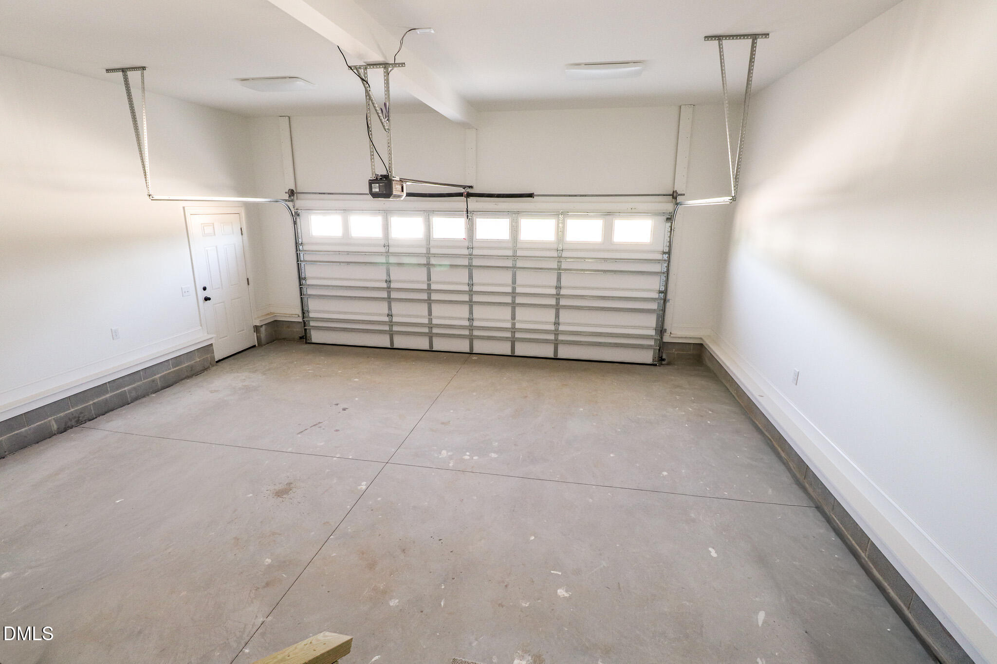 225 Parker Road Four Oaks, NC 27524 - Photo 37 of 41 225 interior 12