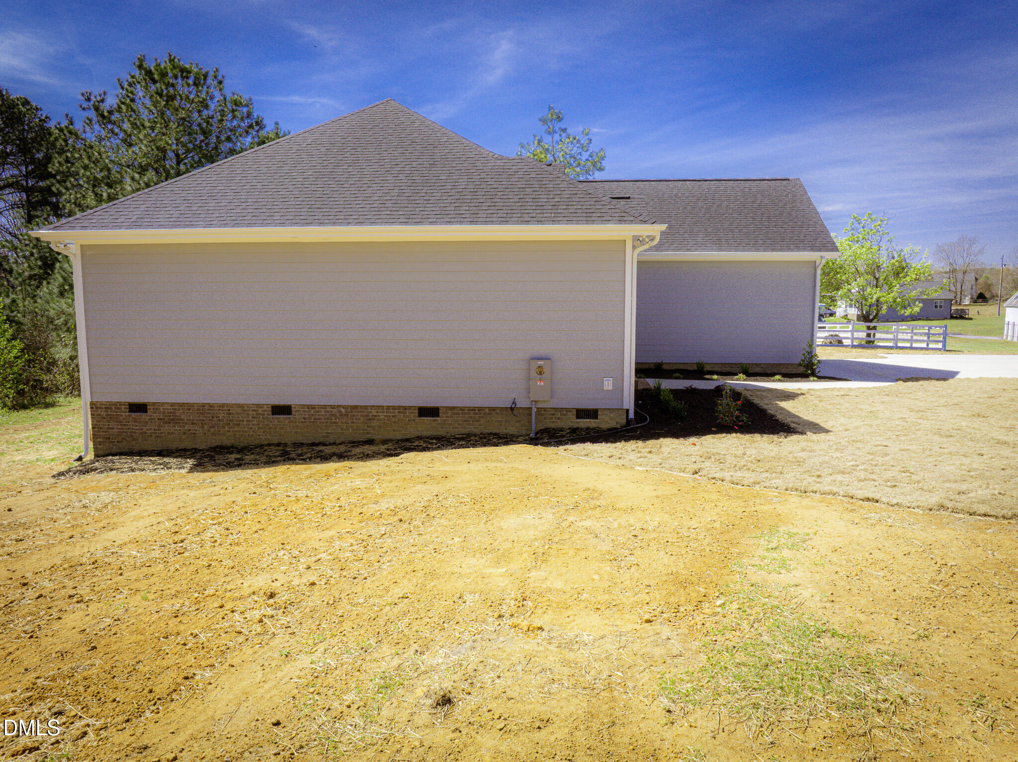 225 Parker Road Four Oaks, NC 27524 - Photo 5 of 41 225 Parker drone 10