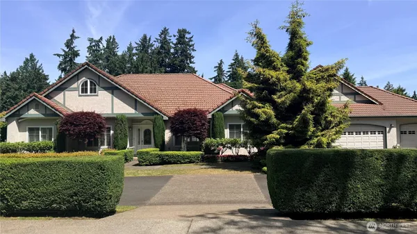 $1,100,000 | 7201 Holly Hedge Lane Southwest, Unit 10, Lakewood, WA 98499