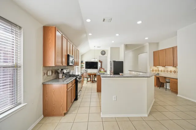 $2,300 | 17314 Megan Springs Drive, Spring, TX 77379