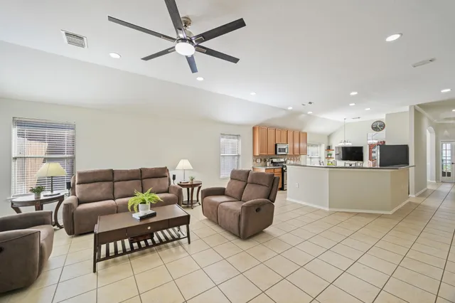 $2,300 | 17314 Megan Springs Drive, Spring, TX 77379