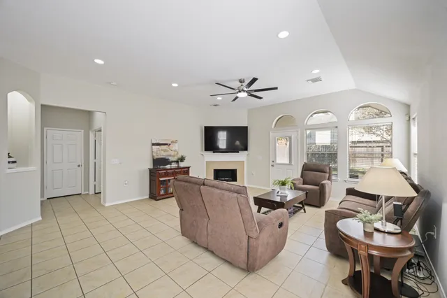 $2,300 | 17314 Megan Springs Drive, Spring, TX 77379