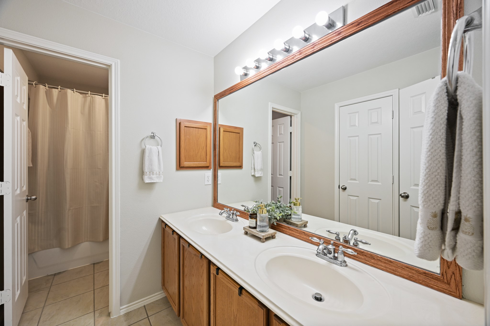 17314 Megan Springs Drive Spring, TX 77379 - Photo 34 of 40 Double sinks in guest bathroom
