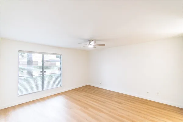 $135,000 | 14555 Wunderlich Drive, Unit 3505, Houston, TX 77069