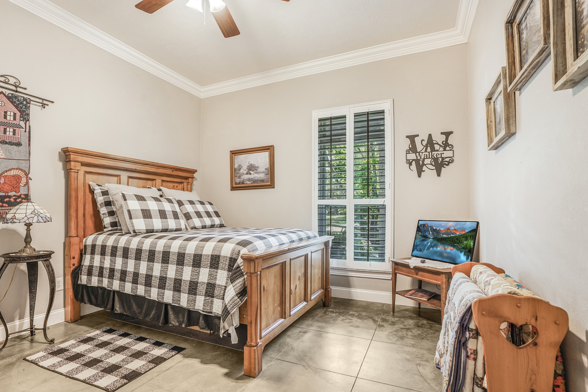 20547 Crosby Eastgate Road Crosby, TX 77532 - Photo 18 of 44 Secondary bedroom