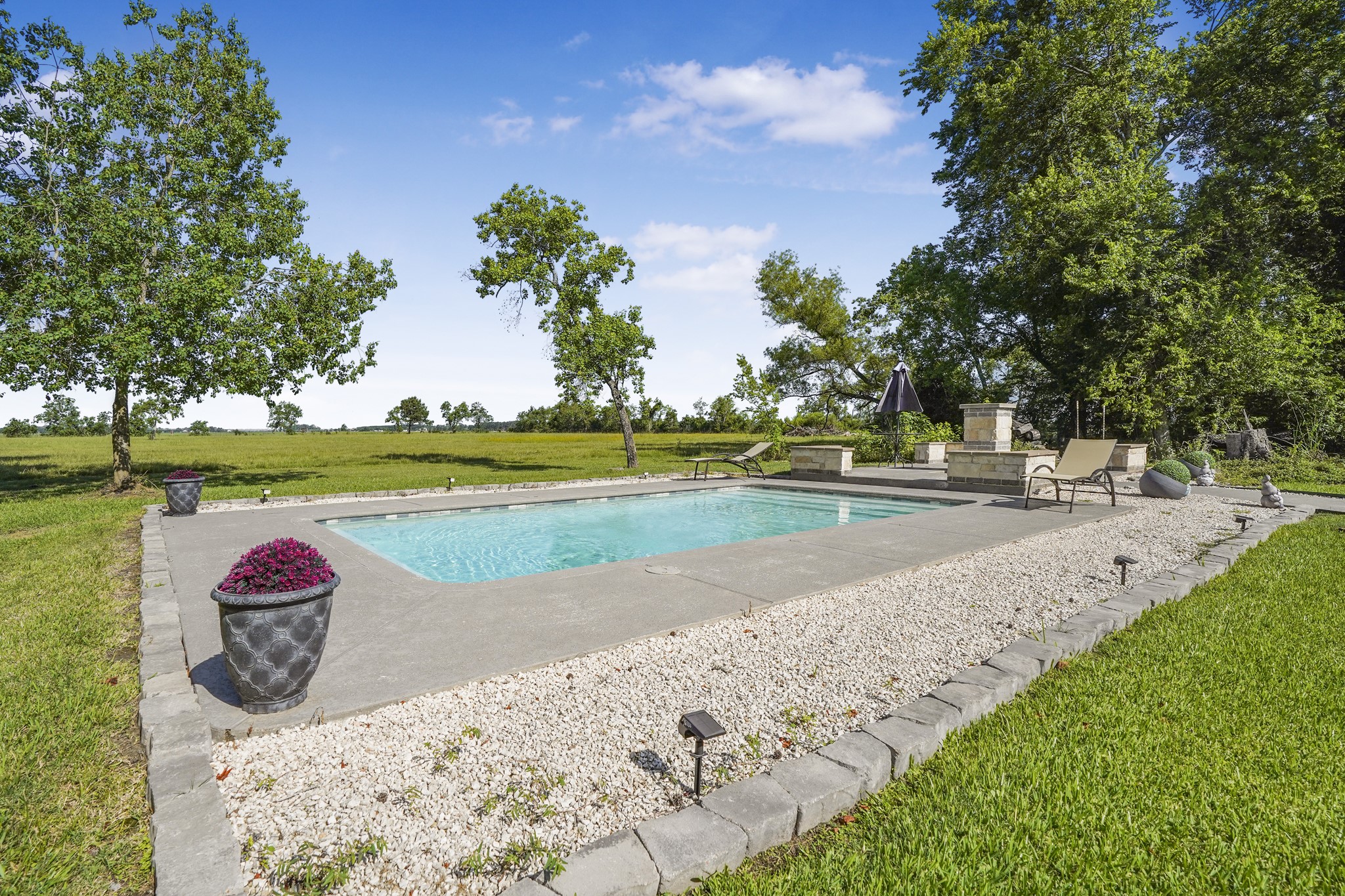 20547 Crosby Eastgate Road Crosby, TX 77532 - Photo 2 of 44 No back neighbors here!