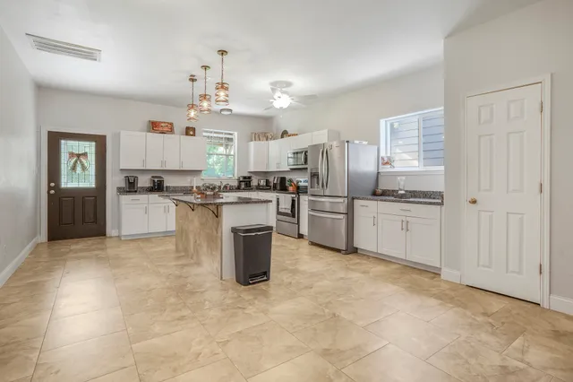 $999,999 | 20547 Crosby Eastgate Road, Crosby, TX 77532