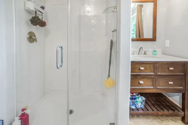 $999,999 | 20547 Crosby Eastgate Road, Crosby, TX 77532