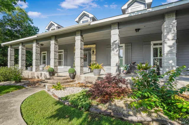 $999,999 | 20547 Crosby Eastgate Road, Crosby, TX 77532