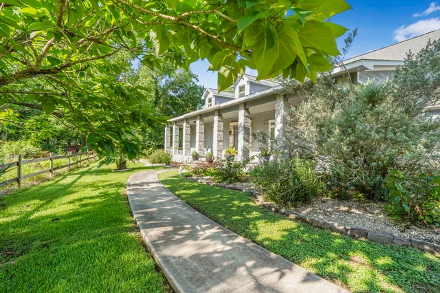 $999,999 | 20547 Crosby Eastgate Road, Crosby, TX 77532