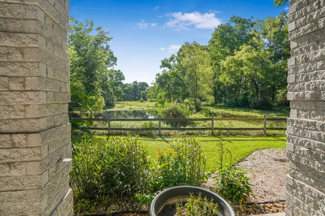 $999,999 | 20547 Crosby Eastgate Road, Crosby, TX 77532