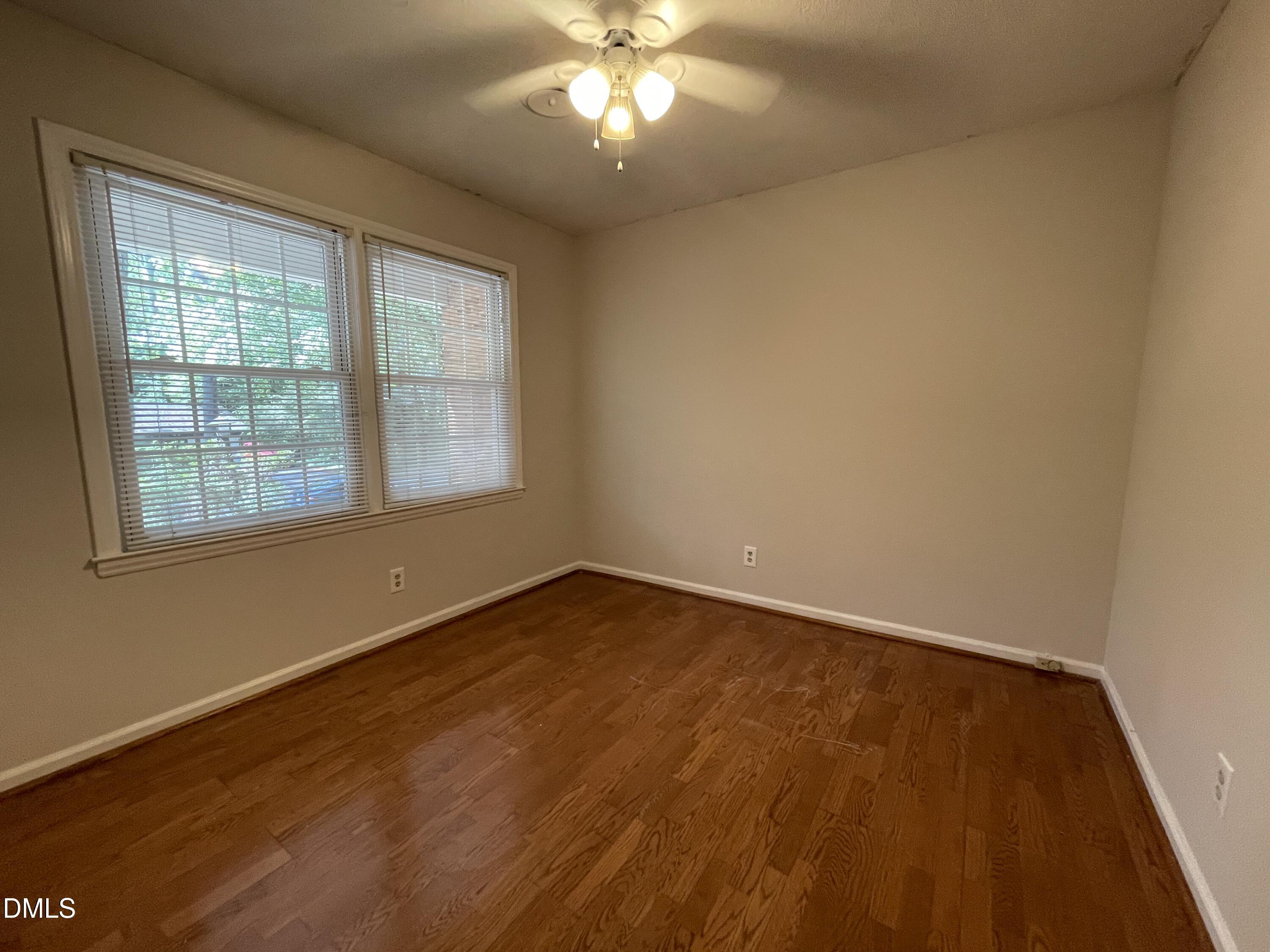 314 Brandywine Road Chapel Hill, NC 27516 - Photo 12 of 17 an empty room with a window