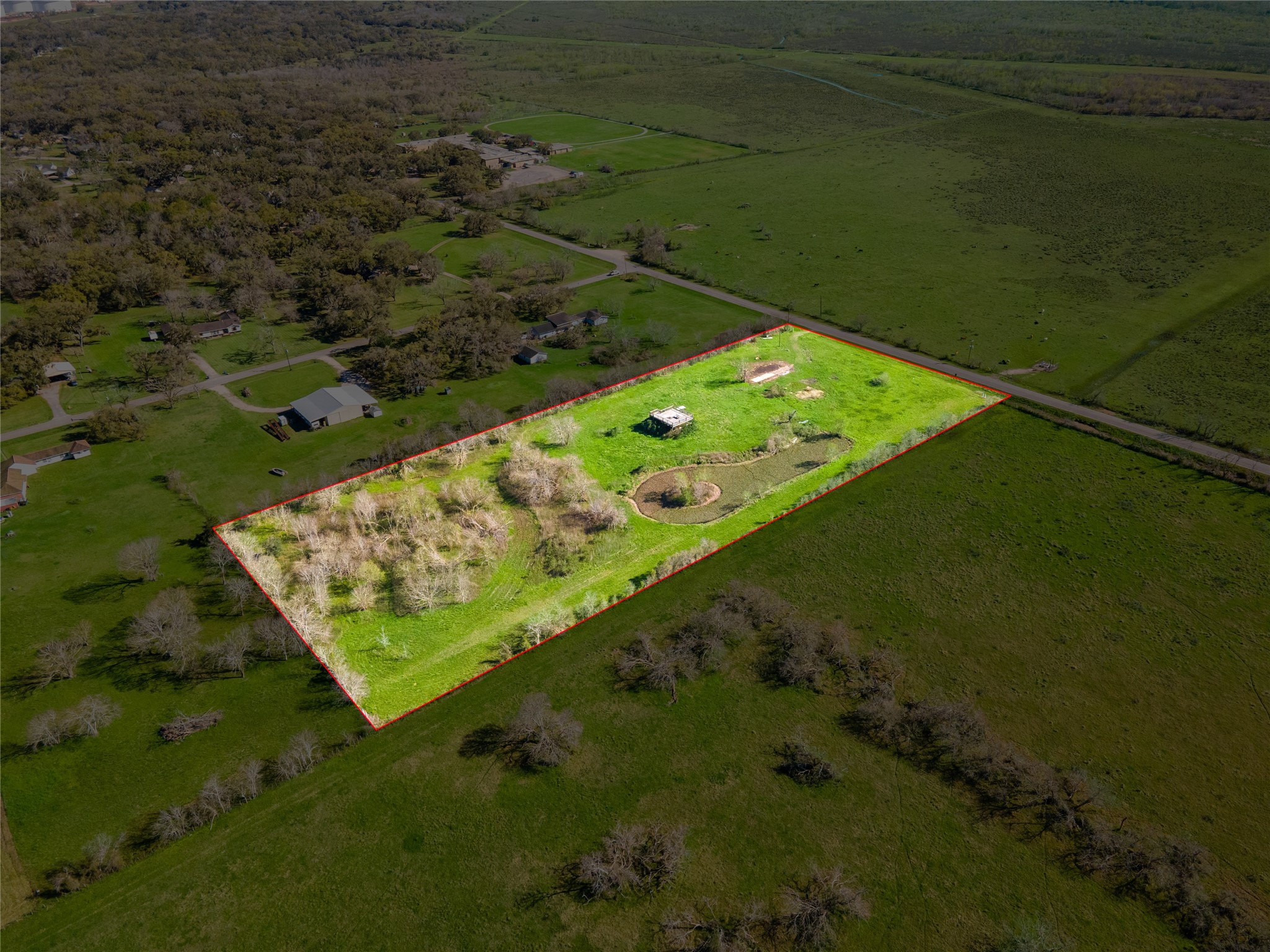 7522 South F Austin Freeport, TX 77541 - Photo 6 of 13 a view of a yard