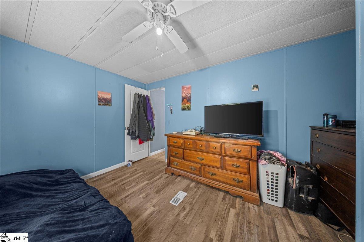 1660 Kilgore Bridge Road Woodruff, SC 29388 - Photo 15 of 50