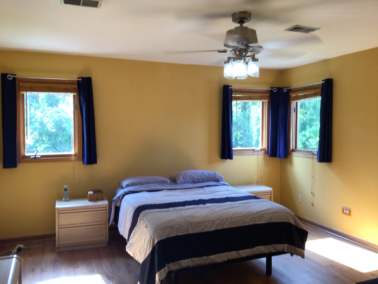 18690 Forest View Lane Lansing, IL 60438 - Photo 12 of 32 a bedroom with a bed wooden floor and window