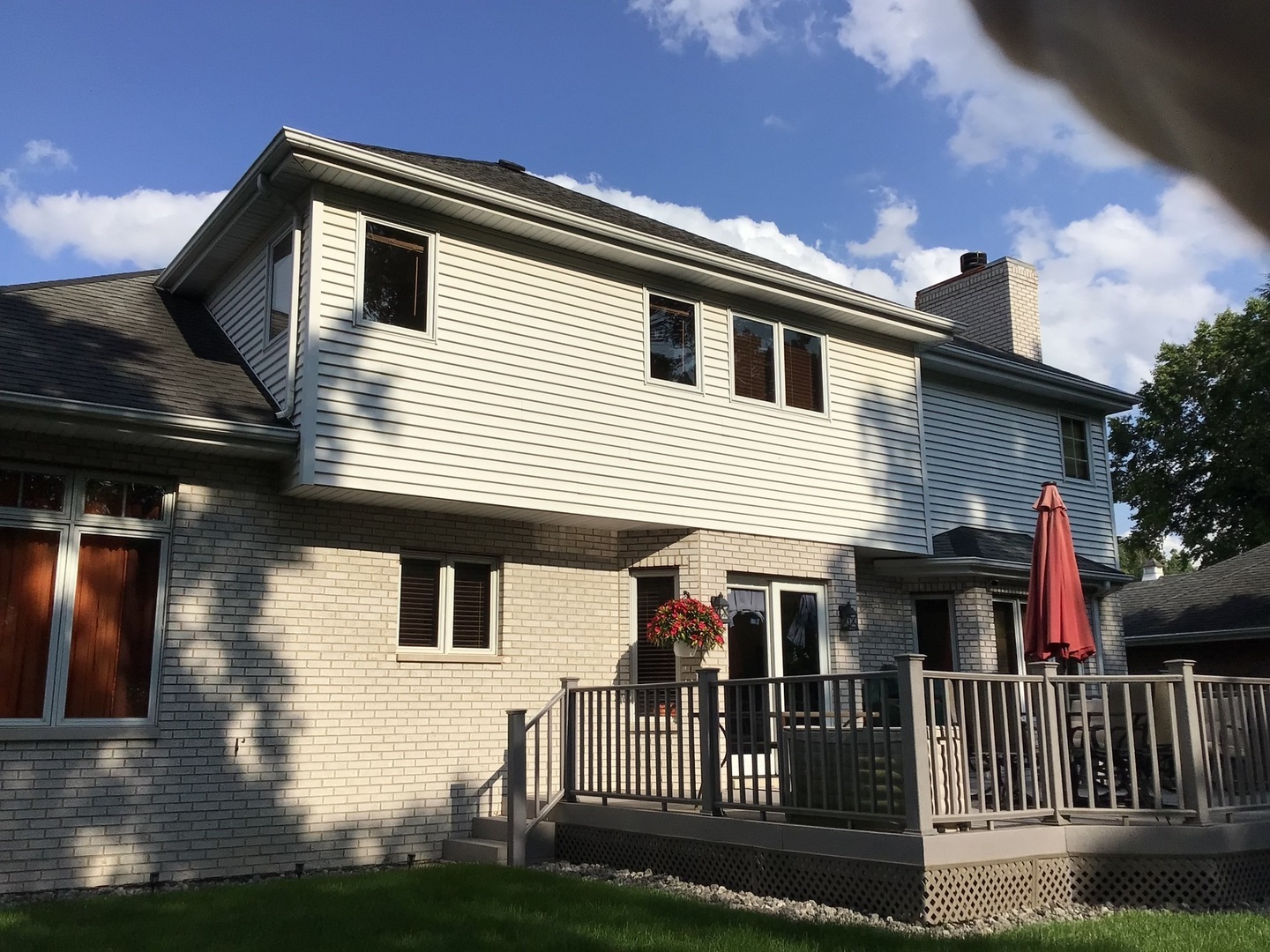18690 Forest View Lane Lansing, IL 60438 - Photo 30 of 32 a front view of a house