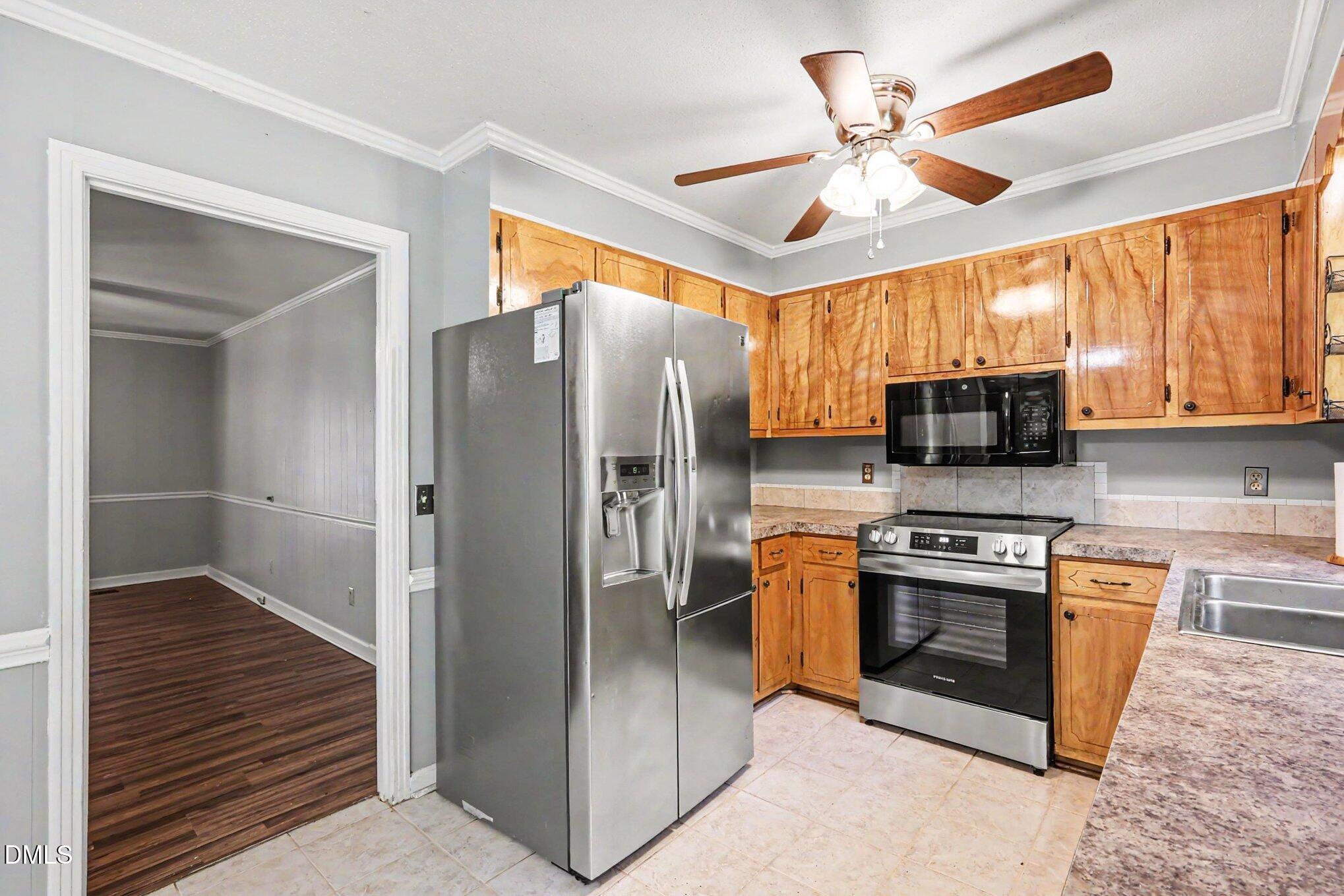 779 Steel Bridge Road Sanford, NC 27330 - Photo 14 of 37 Kitchen