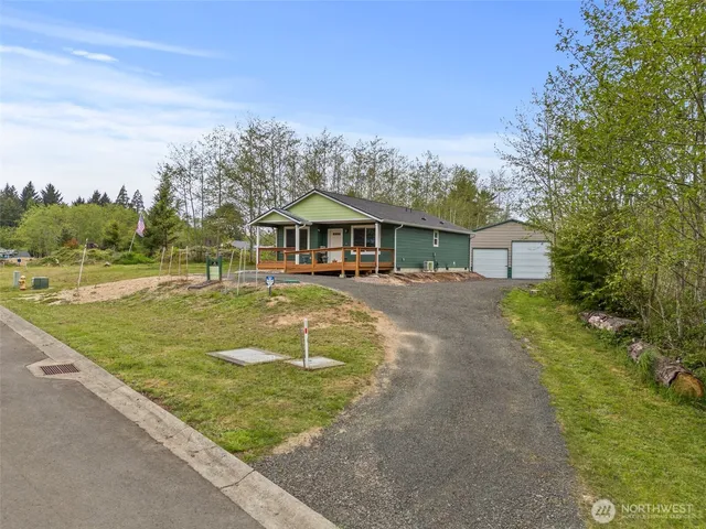 $399,900 | 23 Sunrise Lane, South Bend, WA 98586