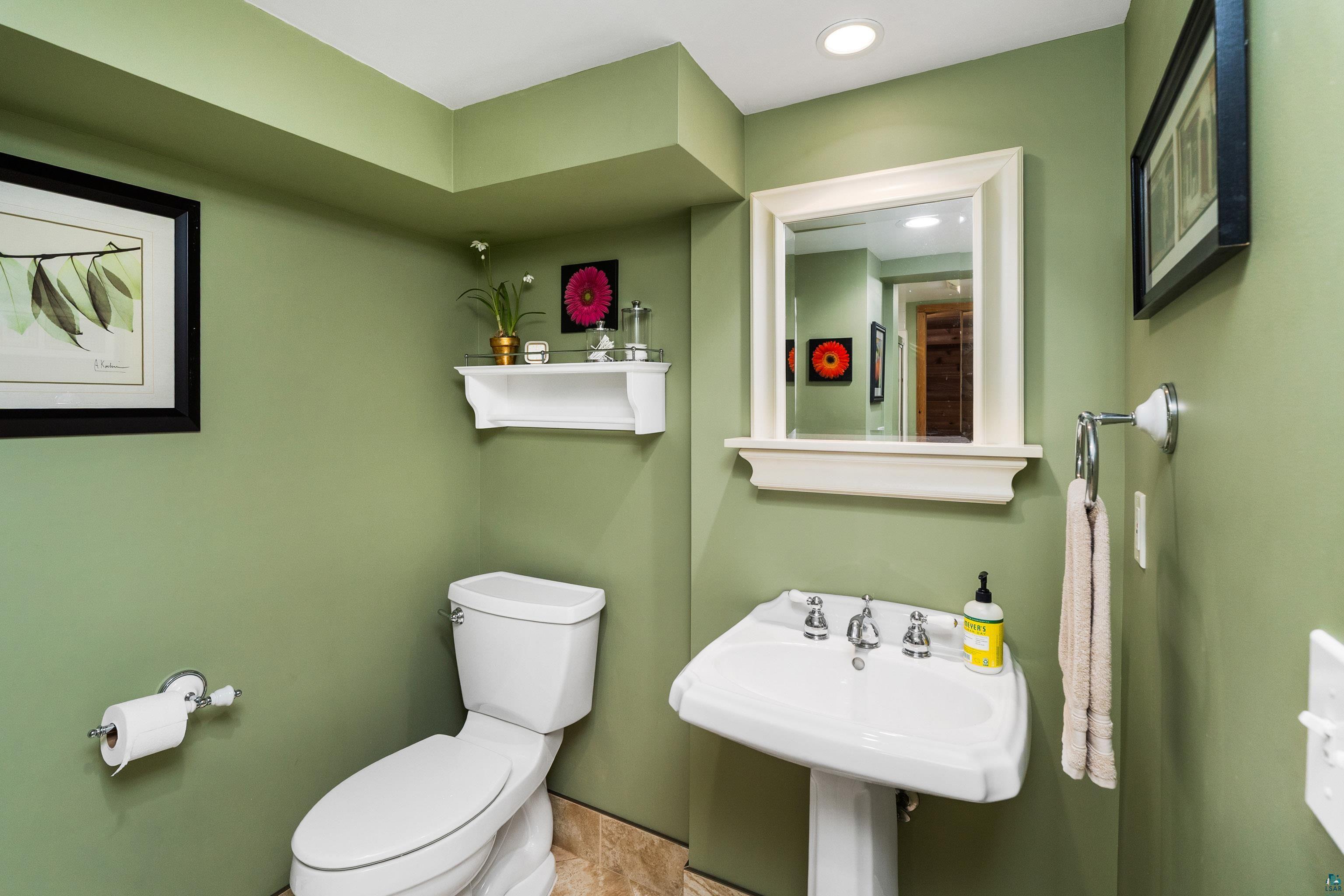 2909 Greysolon Road Duluth, MN 55812 - Photo 34 of 50