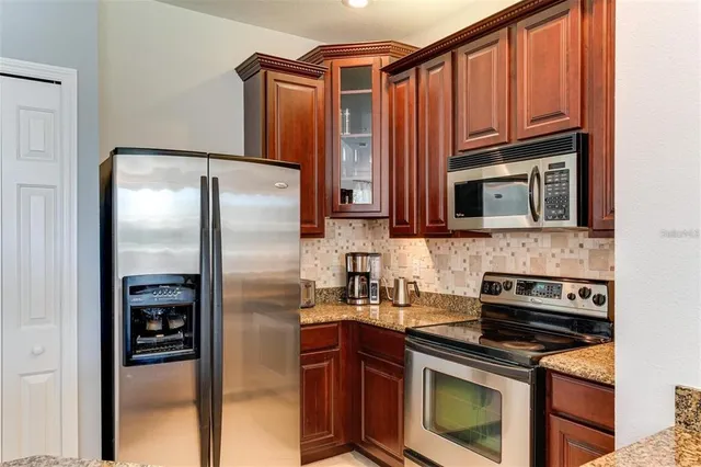 $1,790 | 3450 Parkridge Circle, Unit 204, Sarasota, FL 34243