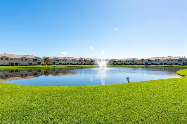 $1,790 | 3450 Parkridge Circle, Unit 204, Sarasota, FL 34243