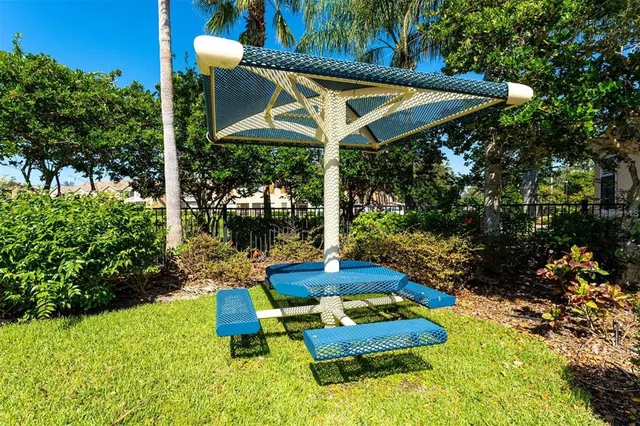 $1,790 | 3450 Parkridge Circle, Unit 204, Sarasota, FL 34243
