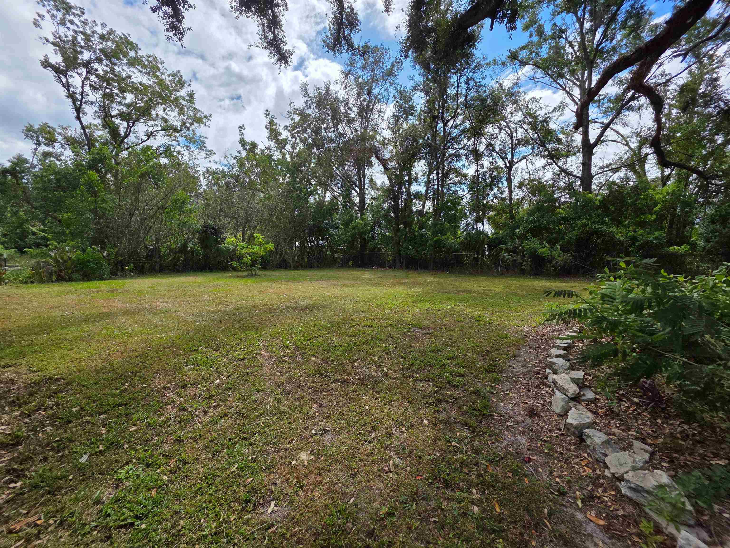 7326 Southeast Farm Road Lee, FL 32059 - Photo 11 of 24