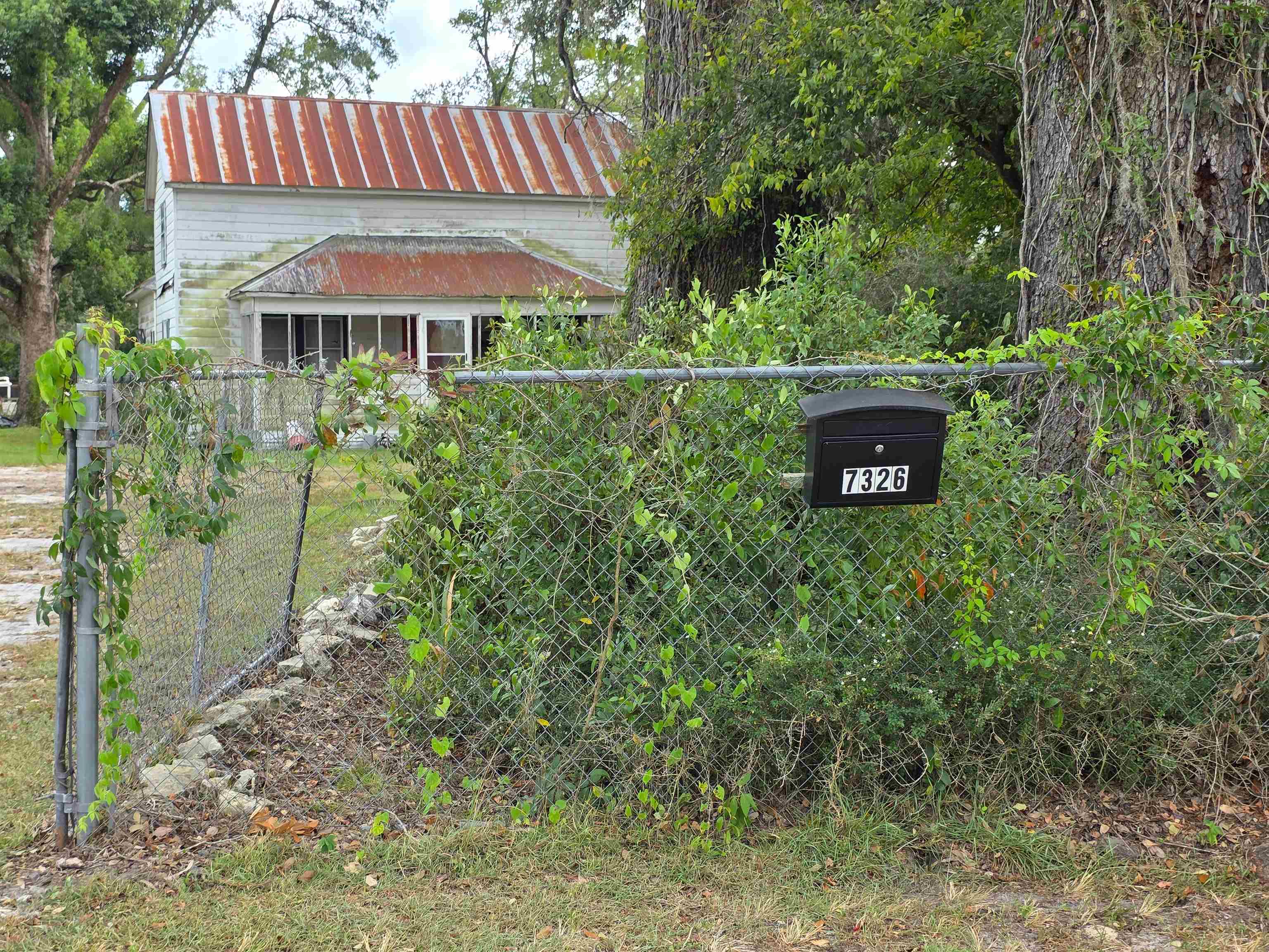 7326 Southeast Farm Road Lee, FL 32059 - Photo 2 of 24