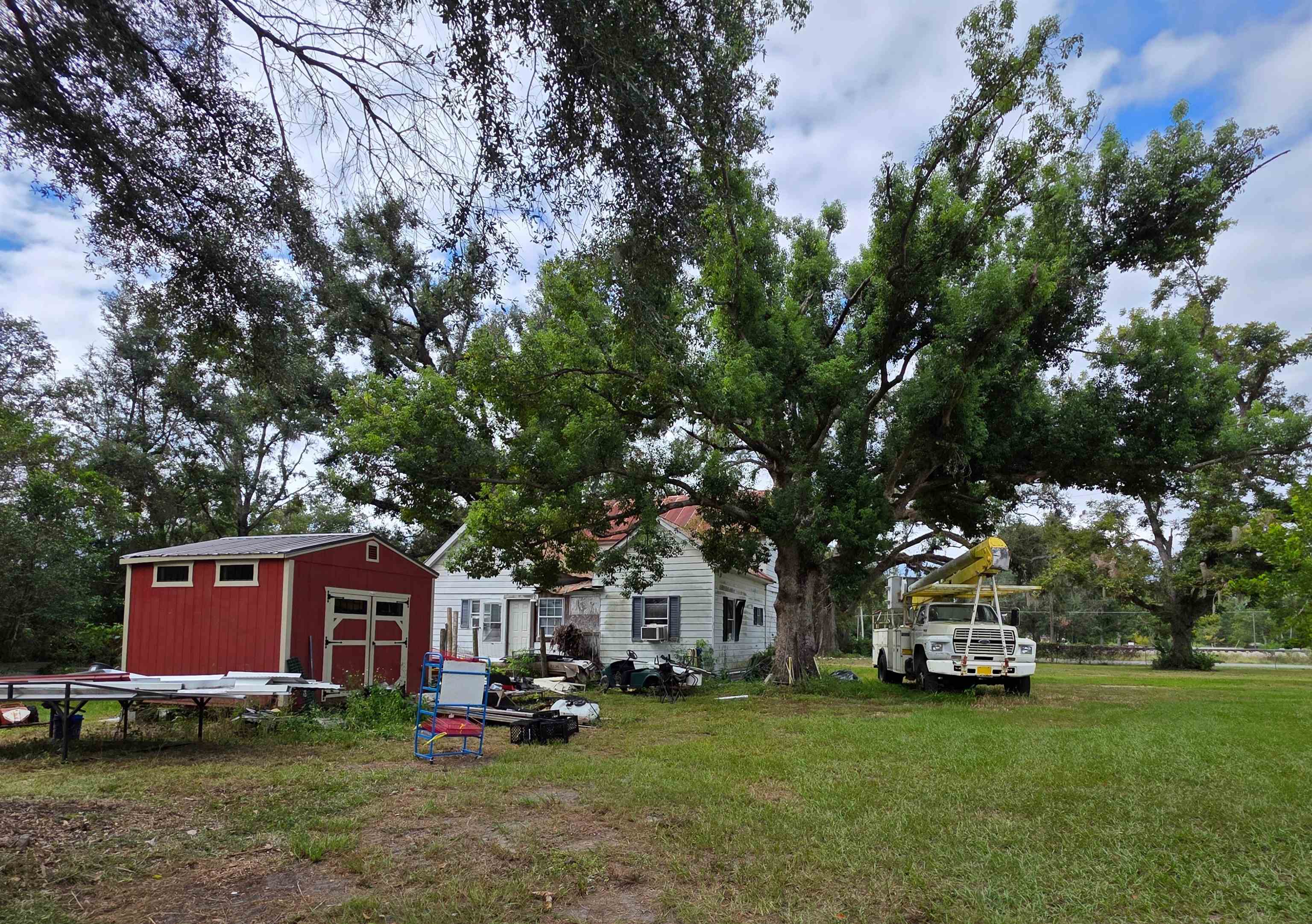 7326 Southeast Farm Road Lee, FL 32059 - Photo 4 of 24