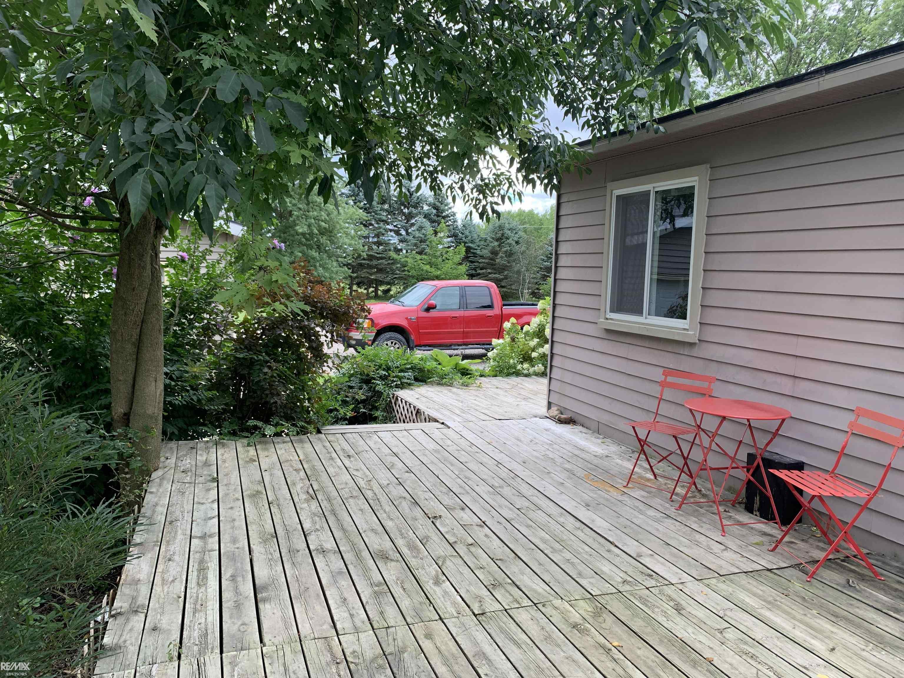 1255 Hessen Road Columbus, MI 48063 - Photo 46 of 50